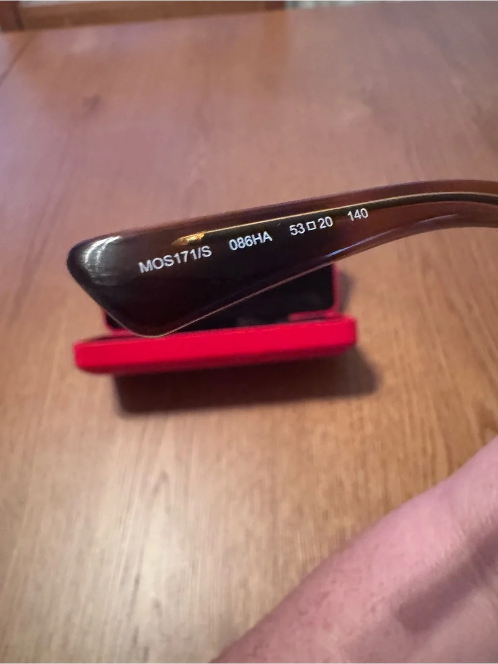 Moschino Tortoiseshell Frame Sunglasses with Gradient Lenses